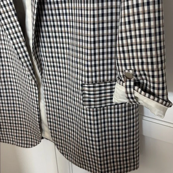 Vici Women's Black Brown and White Plaid Blazer - Picture 3 of 5
